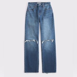 Abercrombie & Fitch The 90s Relaxed Jean High Rise Medium Wash
